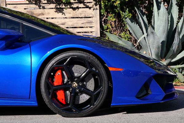 2020 Lamborghini Huracan EVO Spyder Sold by Sandbox Motors