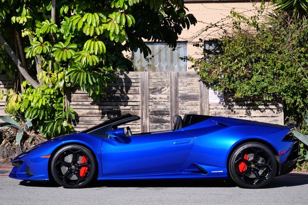 2020 Lamborghini Huracan EVO Spyder Sold by Sandbox Motors