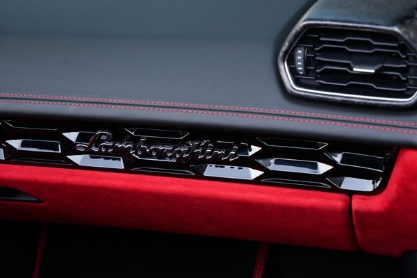 2020 Lamborghini Huracan EVO Spyder Sold by Sandbox Motors