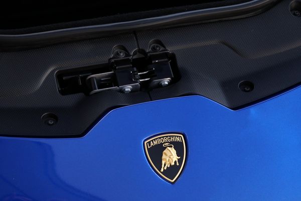2020 Lamborghini Huracan EVO Spyder Sold by Sandbox Motors