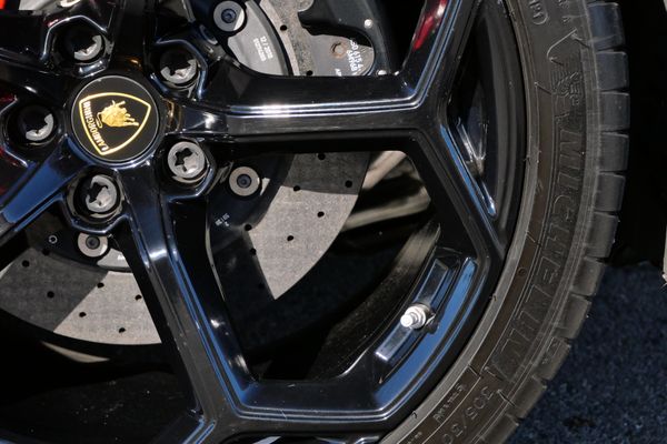2020 Lamborghini Huracan EVO Spyder Sold by Sandbox Motors