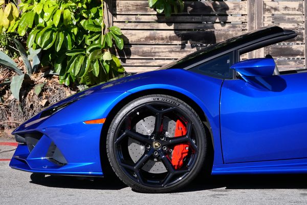 2020 Lamborghini Huracan EVO Spyder Sold by Sandbox Motors