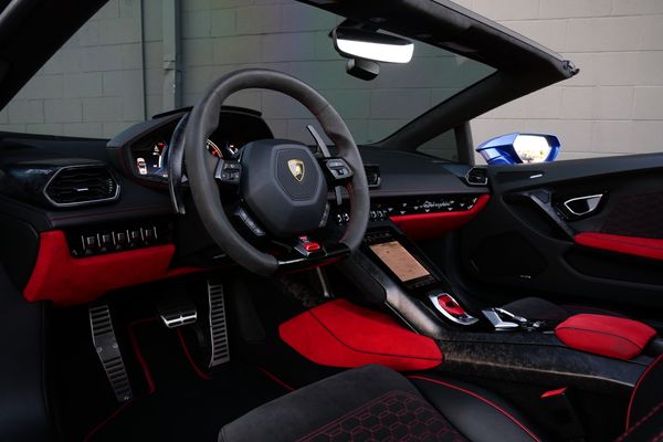 2020 Lamborghini Huracan EVO Spyder Sold by Sandbox Motors