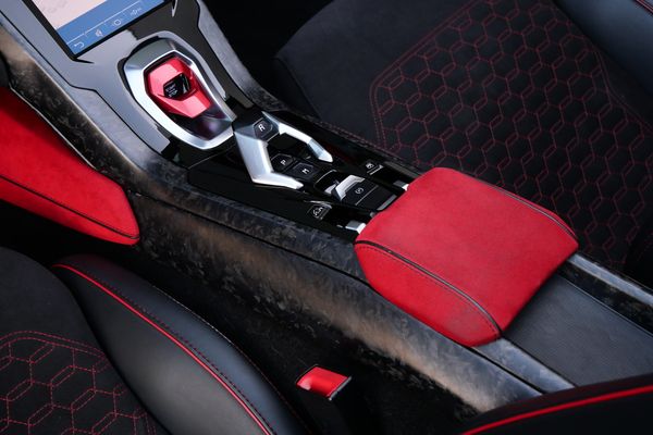 2020 Lamborghini Huracan EVO Spyder Sold by Sandbox Motors
