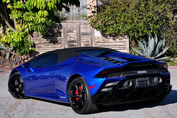 2020 Lamborghini Huracan EVO Spyder Sold by Sandbox Motors