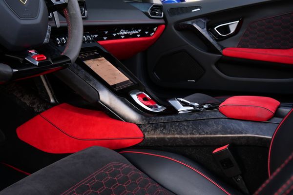 2020 Lamborghini Huracan EVO Spyder Sold by Sandbox Motors
