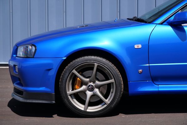 2001 Nissan Skyline GT-R R34 V-Spec II For Sale by Sandbox Motors