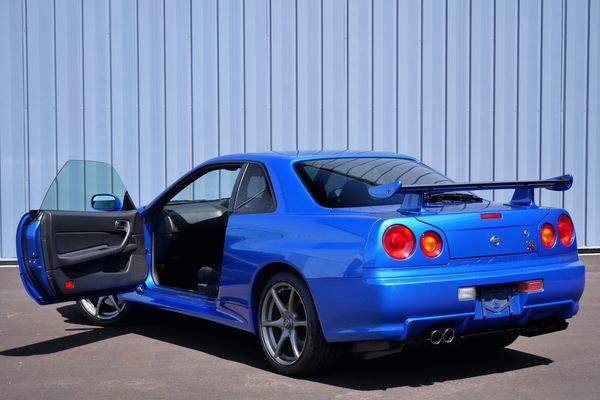 2001 Nissan Skyline GT-R R34 V-Spec II For Sale by Sandbox Motors