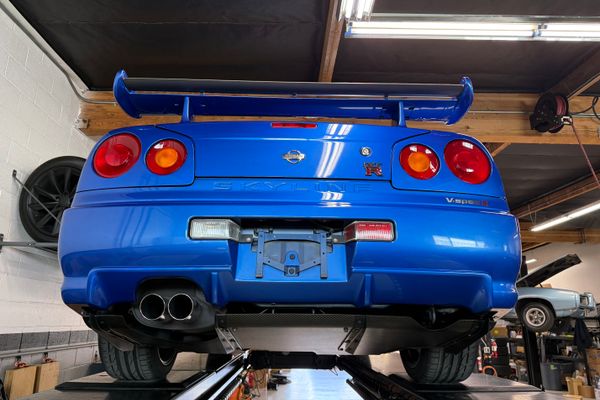 2001 Nissan Skyline GT-R R34 V-Spec II For Sale by Sandbox Motors