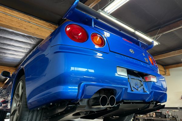 2001 Nissan Skyline GT-R R34 V-Spec II For Sale by Sandbox Motors