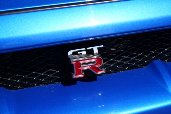 2001 Nissan Skyline GT-R R34 V-Spec II For Sale by Sandbox Motors