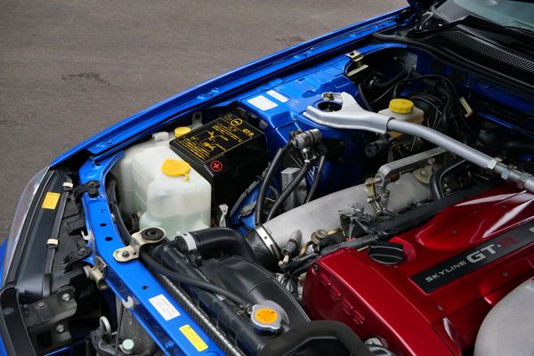 2001 Nissan Skyline GT-R R34 V-Spec II For Sale by Sandbox Motors