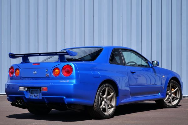 2001 Nissan Skyline GT-R R34 V-Spec II For Sale by Sandbox Motors