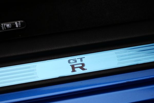2001 Nissan Skyline GT-R R34 V-Spec II For Sale by Sandbox Motors
