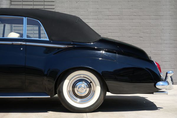 1963 Rolls-Royce Silver Cloud III Drophead Coupe