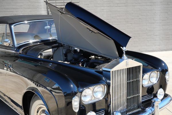 1963 Rolls-Royce Silver Cloud III Drophead Coupe