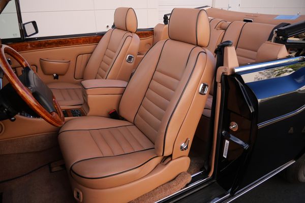 1995 Rolls-Royce Corniche IV