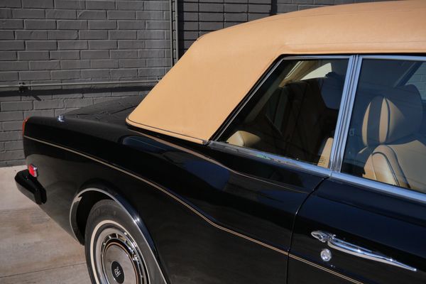 1995 Rolls-Royce Corniche IV