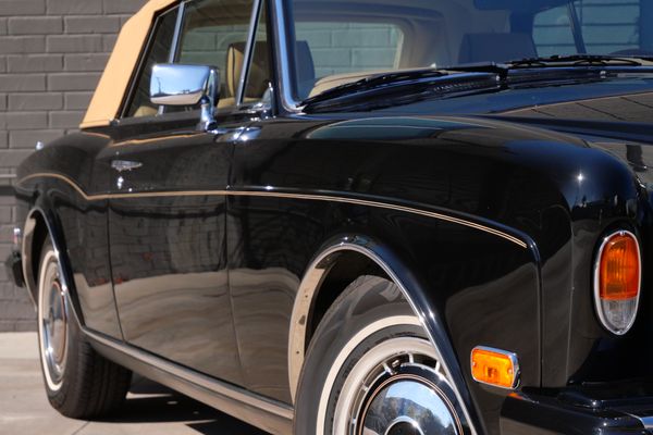 1995 Rolls-Royce Corniche IV