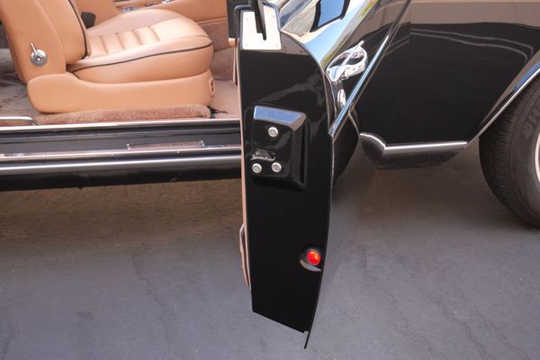 1995 Rolls-Royce Corniche IV