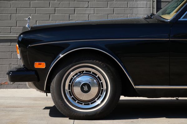1995 Rolls-Royce Corniche IV