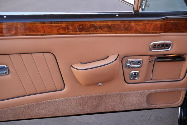 1995 Rolls-Royce Corniche IV