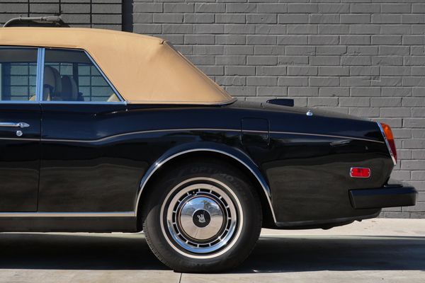 1995 Rolls-Royce Corniche IV
