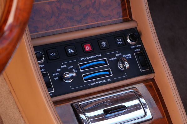 1995 Rolls-Royce Corniche IV