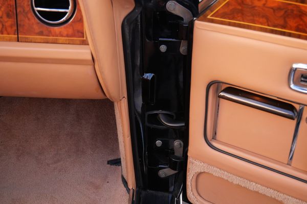 1995 Rolls-Royce Corniche IV