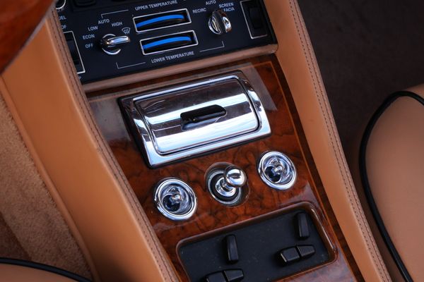 1995 Rolls-Royce Corniche IV